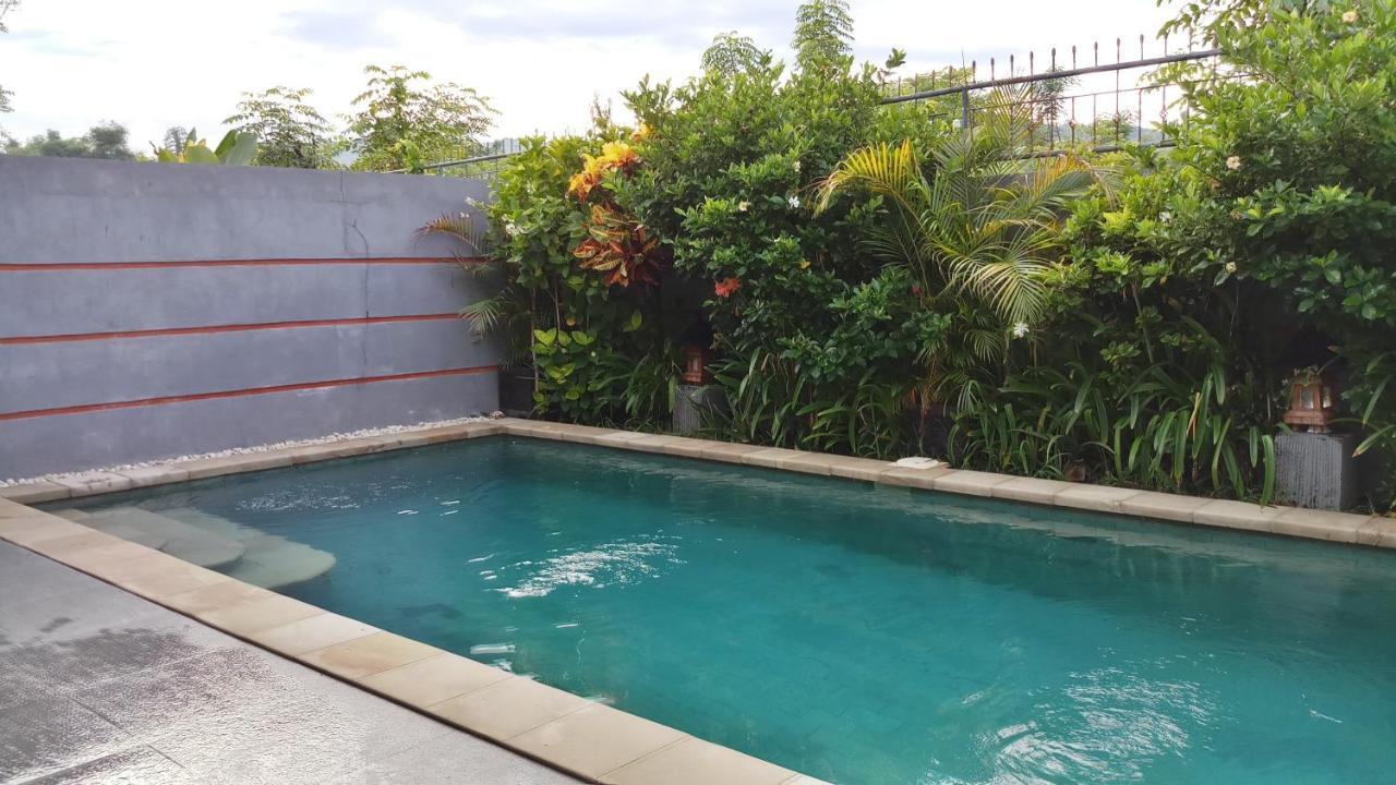 Villa Dencarik Banjar  Buitenkant foto